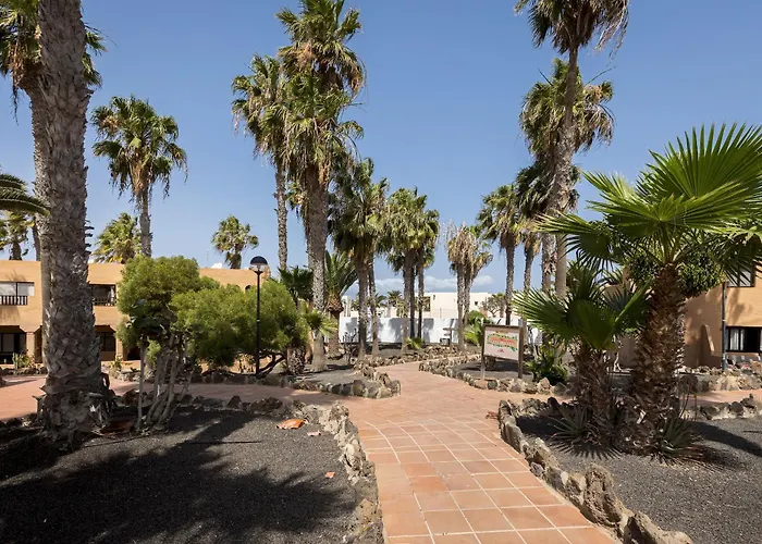 Home2book With Pool Near Beaches In Apartment