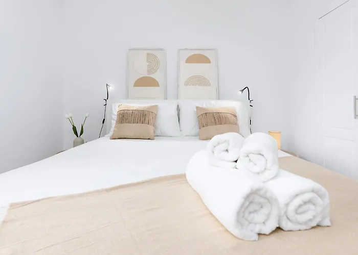 Appartement Home2book With Pool Near Beaches In