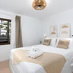 Home2book With Pool Near Beaches In Lejlighed