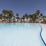 Lejlighed Home2book With Pool Near Beaches In