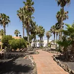 Home2book With Pool Near Beaches In Lejlighed