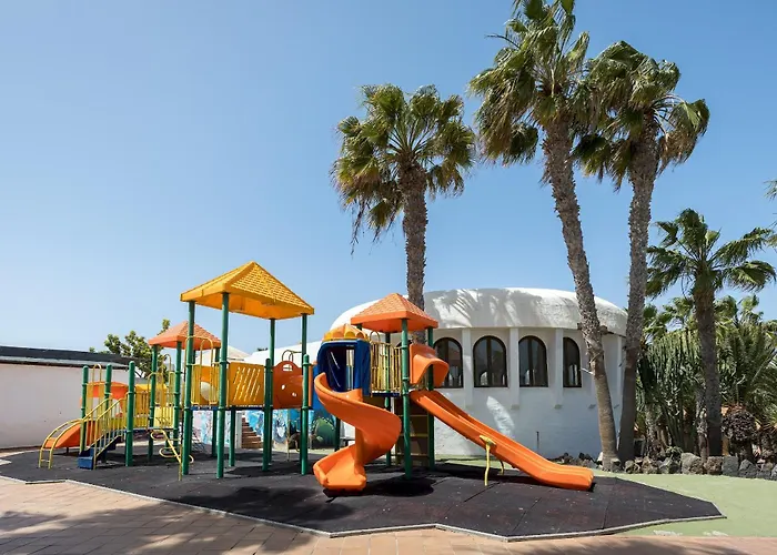 Home2book With Pool Near Beaches In Apartmán